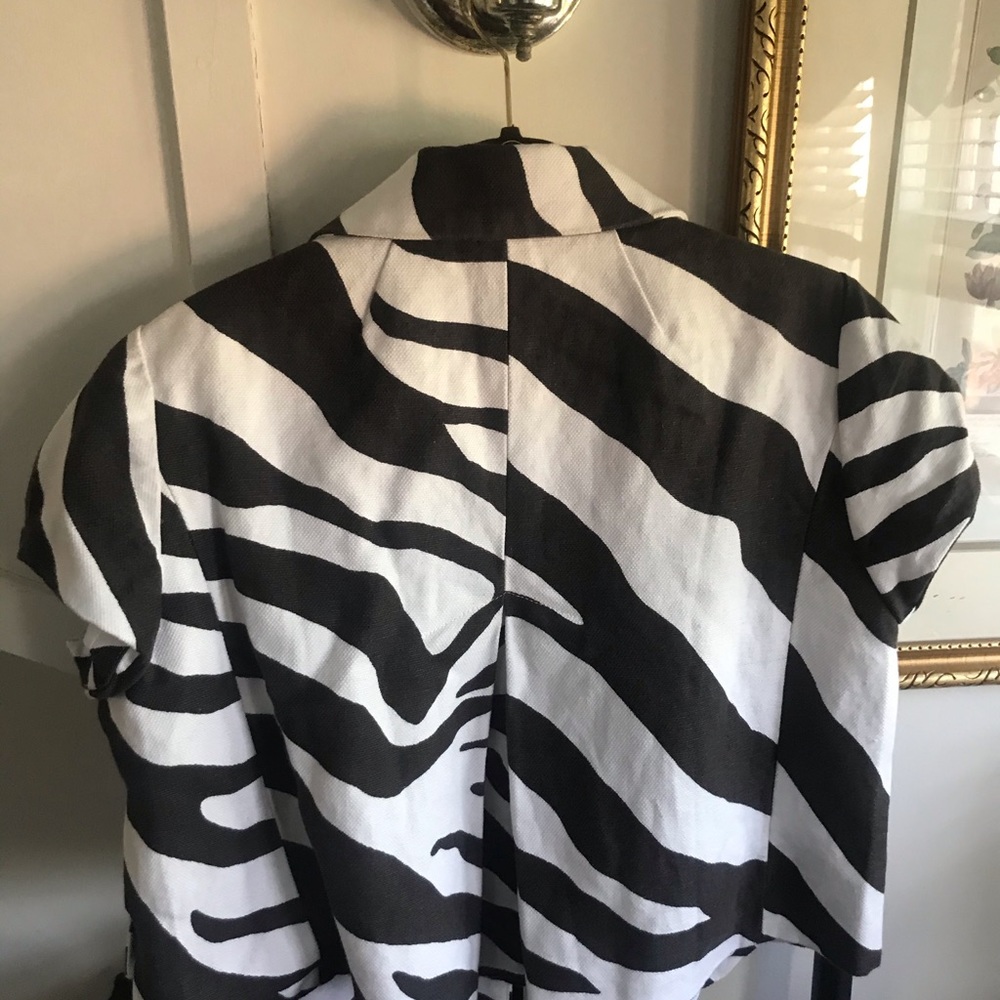 Jacket - Picture 10 of 13